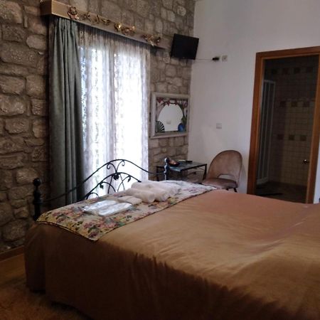 Apartamento Xenios Petritis Levádeia Exterior foto